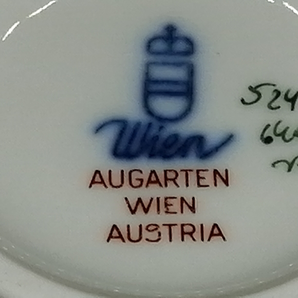 SOLD.           VTG. Augarten Wien Austria Bud Vase St. Patrick's - Picture 4 of 12